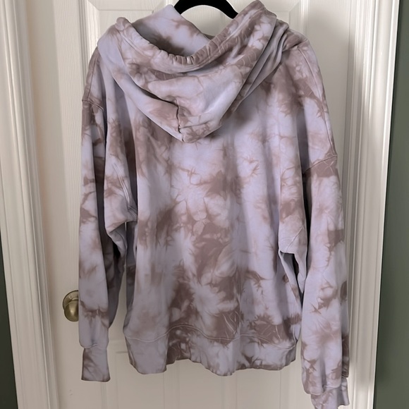 ARITZIA TNA TIE DYE HOODIE - Picture 2 of 3